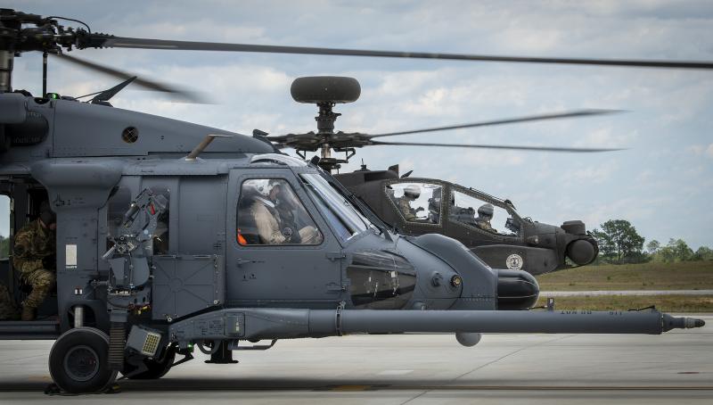 HH-60W and AH-64D [USAF/Samuel King Jr] #2
