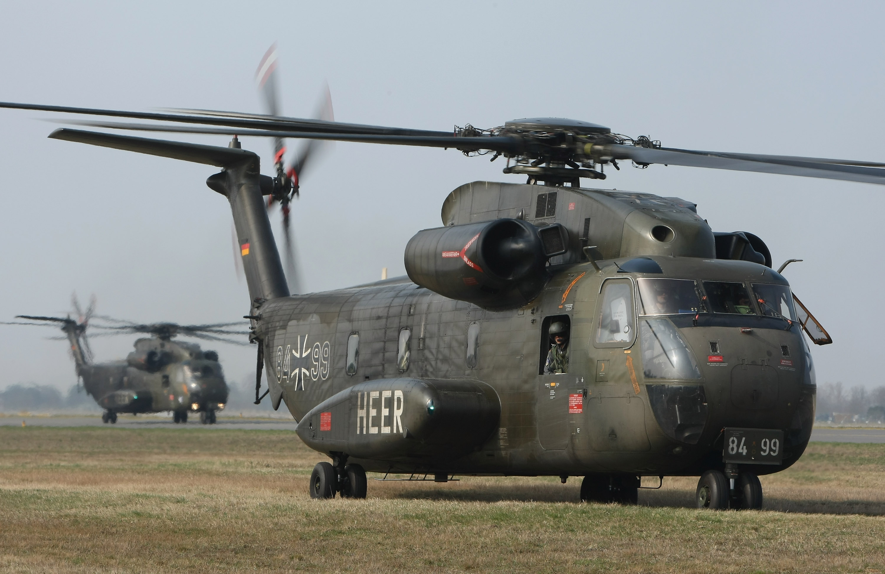 CH-53G [Getty Images/Sean Gallup]