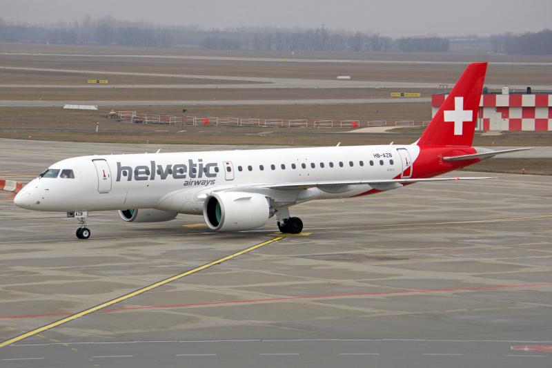Helvetic Airways E2