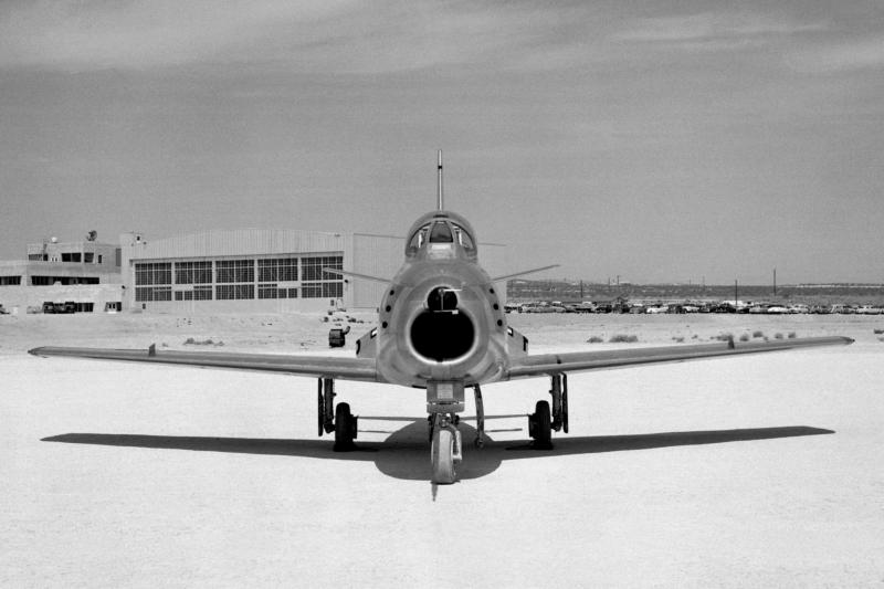 sabre front view